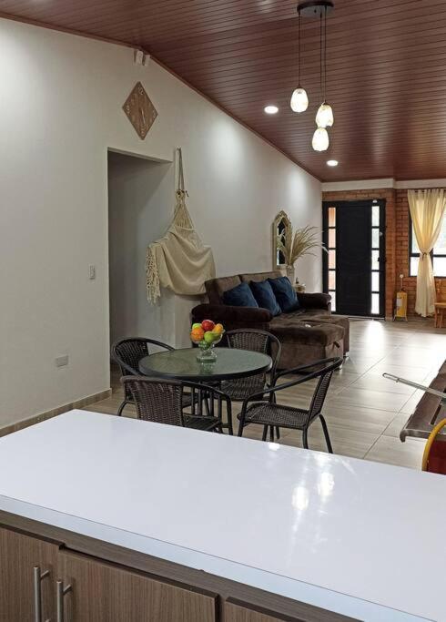 Hermosa Casa Campestre Moderna "Rancho La Marina" Chiquinquira  Exterior photo