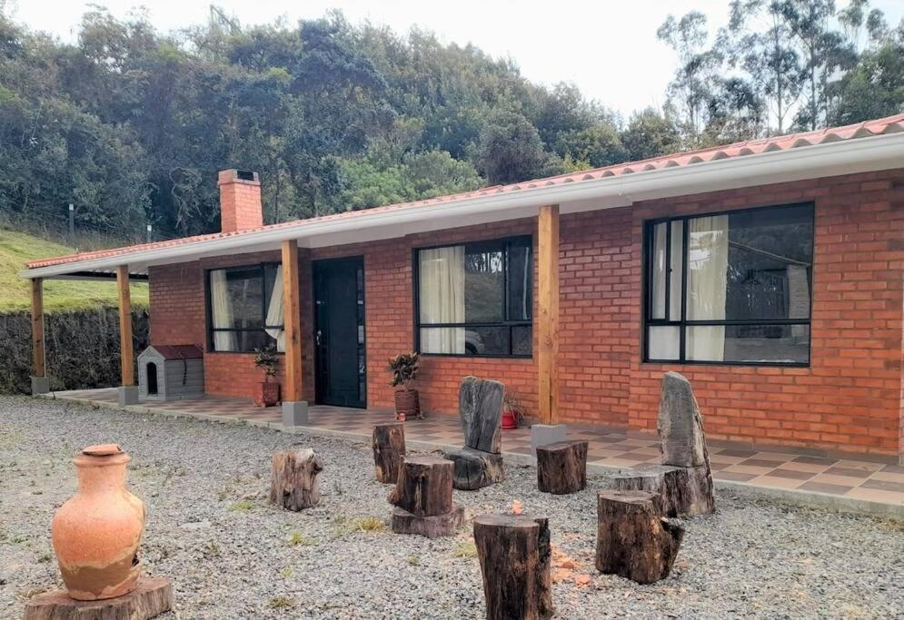 Hermosa Casa Campestre Moderna "Rancho La Marina" Chiquinquira  Exterior photo